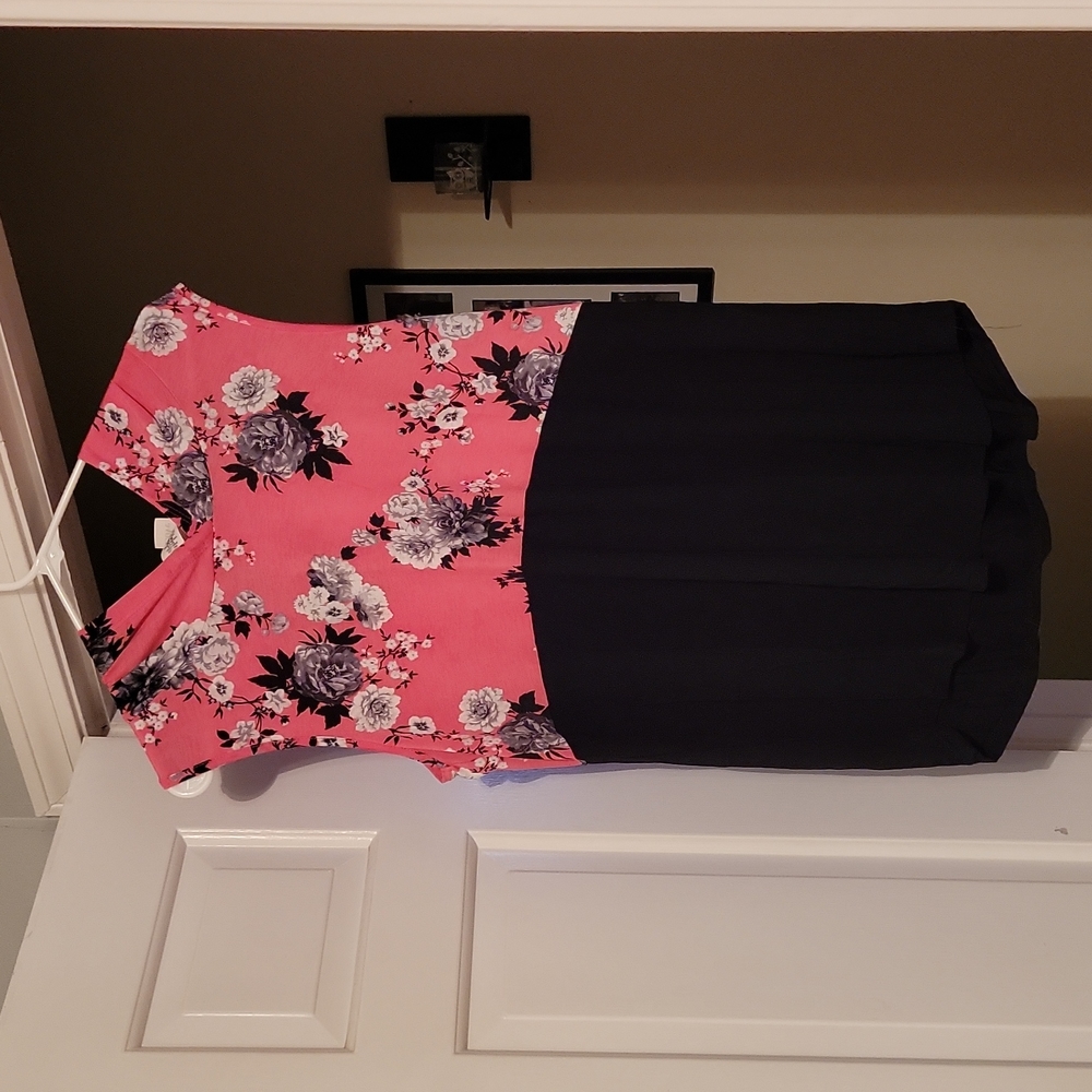 Floral tank top hoodie - Picture 3 of 4